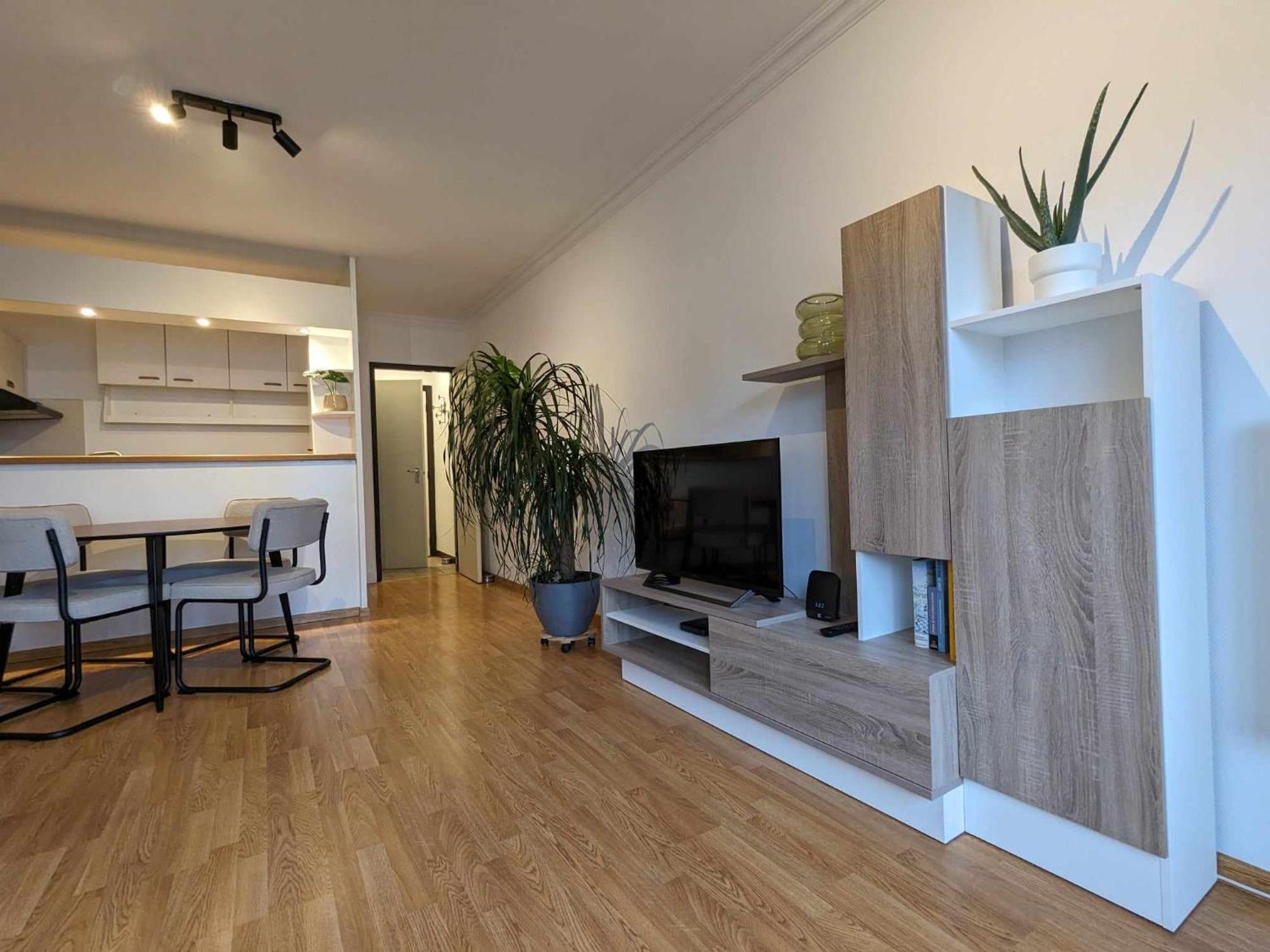Vista Linda, Leuk Appartement Vlak Bij Zeedijk En Strand Ostende Exterior foto